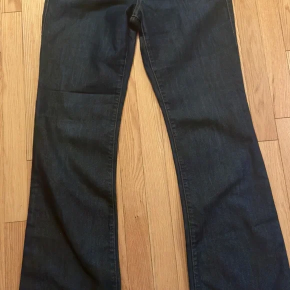 NWOT, CAbi Dark Wash Boot Cut Flare Jeans, size 10 Long - Picture 3 of 9